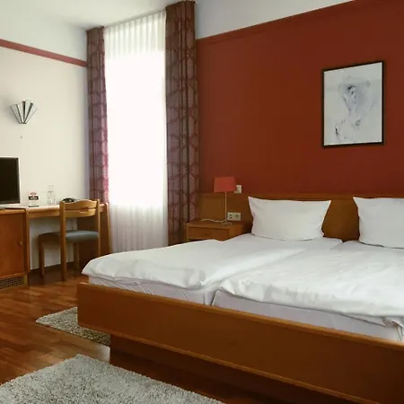 Ariston Hotel