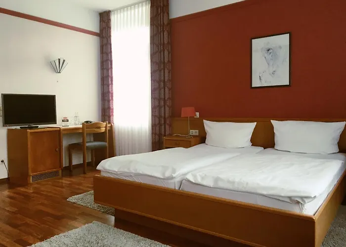 Ariston Hotell